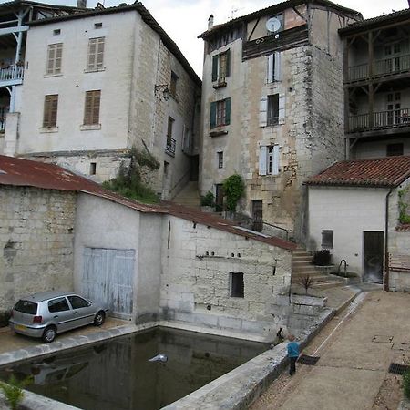 Appartamento Faubourg St Jean Aubeterre-sur-Dronne Esterno foto