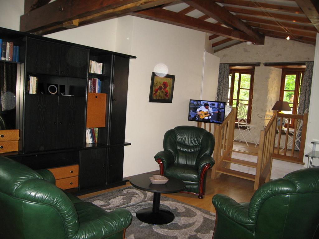 Appartamento Faubourg St Jean Aubeterre-sur-Dronne Camera foto